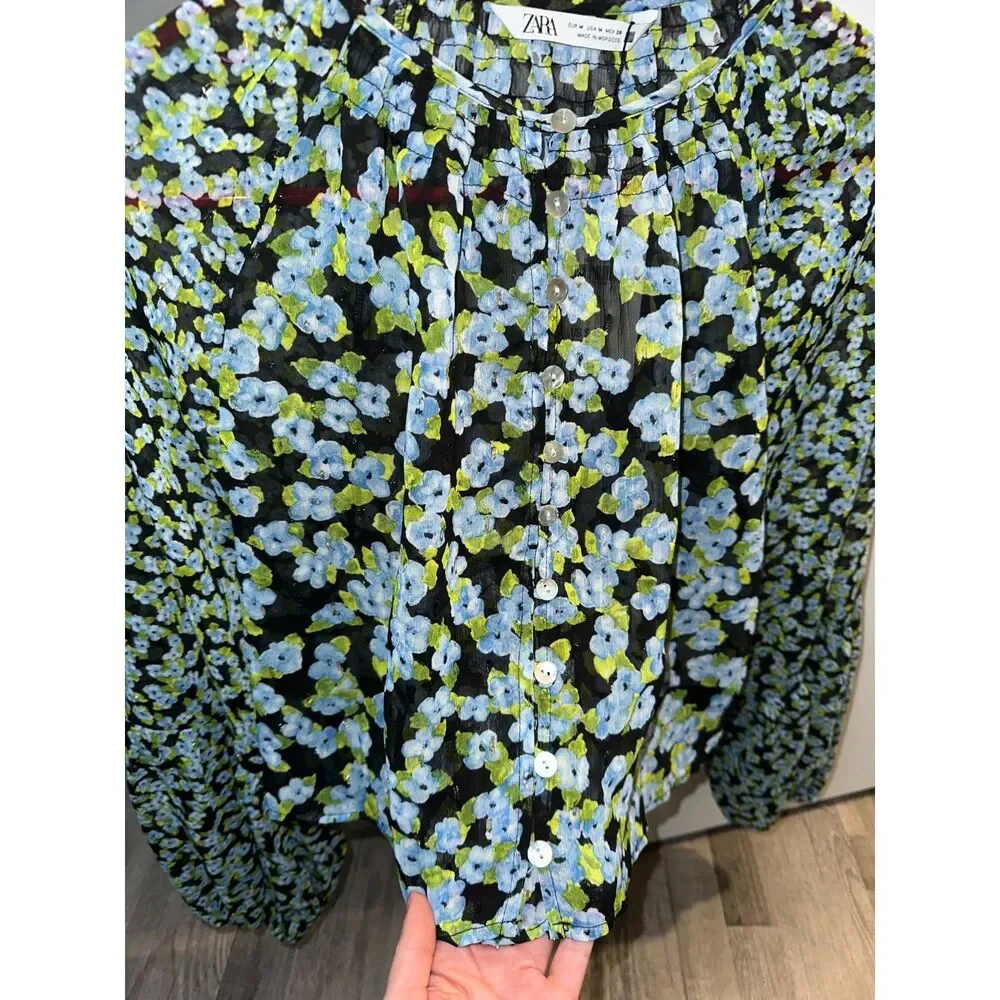 NWT Zara Floral Print Blouse Size Medium